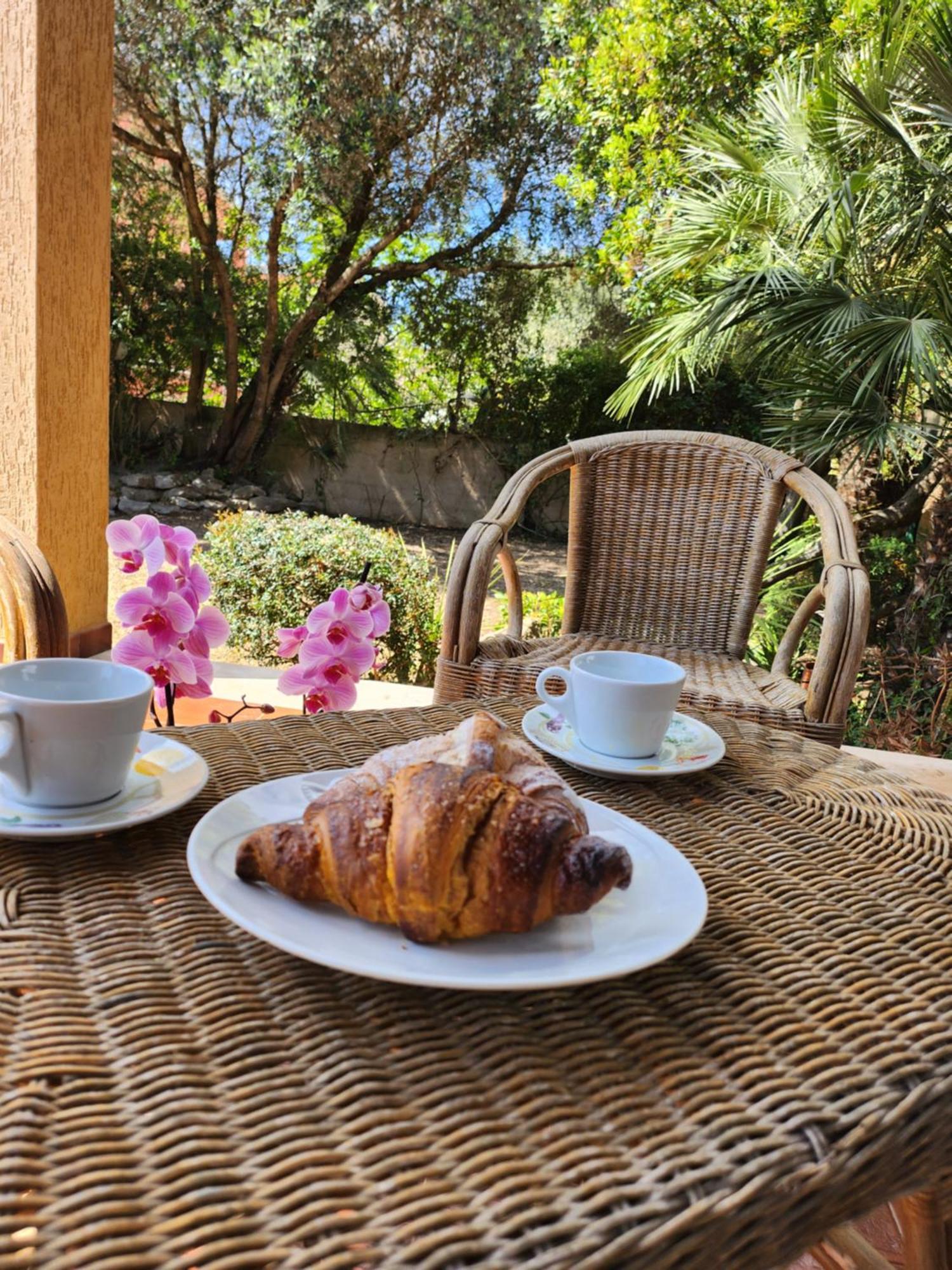 Edera Bed & Breakfast